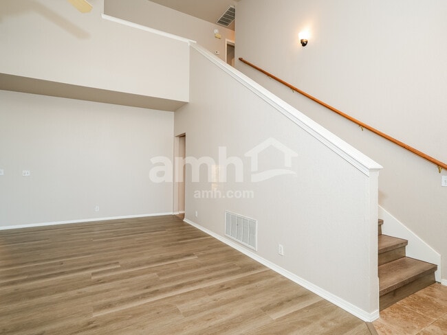 Photo - 104 E Helena St