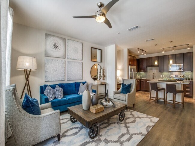 Photo - Modern Comfort with Resort-Style Amenities! Unidad FW2
