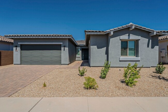 Building Photo - Beautiful and spacious Rental