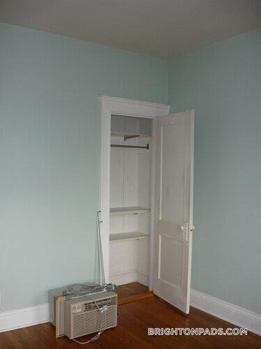 Photo - 1572 Commonwealth Ave Unidad 14