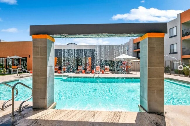 Photo - 15164 N 140th Dr Unidad ID1369407P