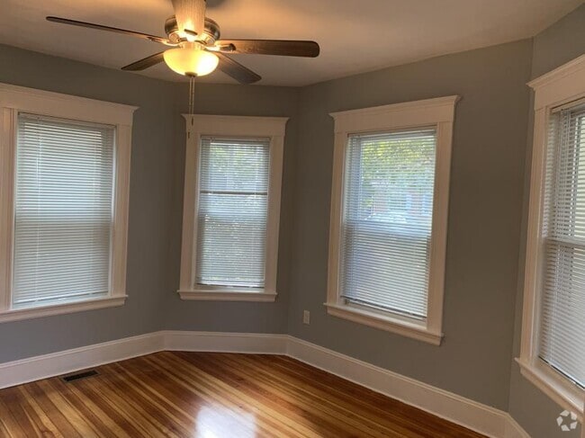 Building Photo - 4.0 bedroom in Somerville Massachusetts 02140 Unit U1 Rental