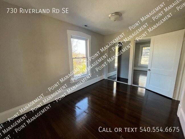 Photo - 730 Riverland Rd SE