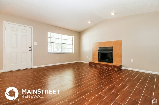 Building Photo - 1813 E Diana St Rental