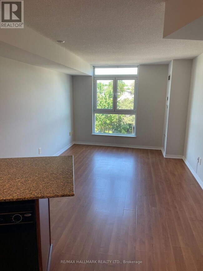 Photo - 18 Valley Woods Rd Unit 1015