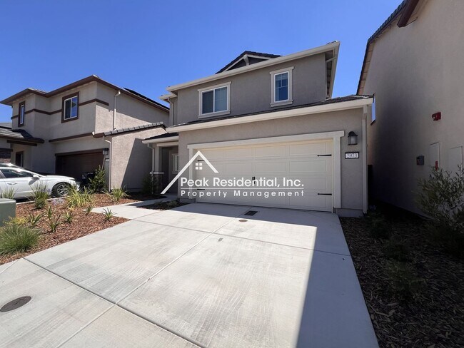 Photo - Brand New 3bd/2.5a Lincoln Home With Loft-Must See!
