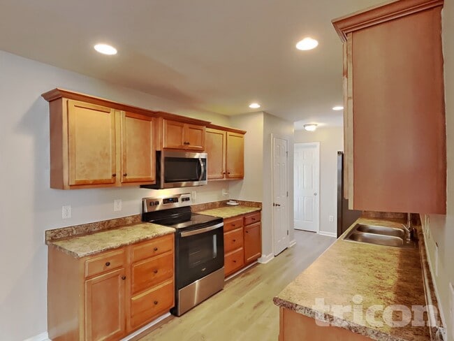 Photo - 1721 Stephenson Ln