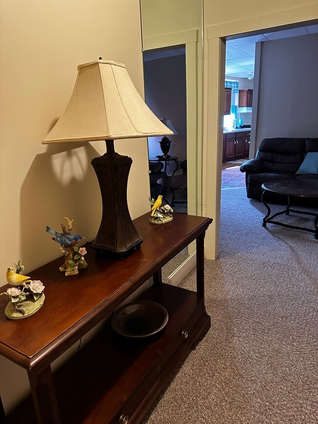 entry way - 583 Mill St Unit 201