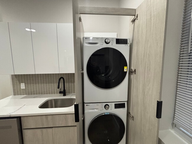 Photo - 5008 Palisade Ave