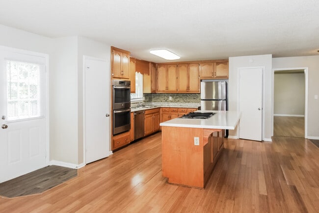 Photo - 203 Bumblebee Dr