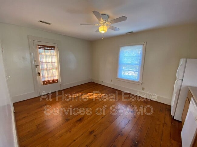 Photo - 1628 N Benton Ave Unit Apt #10