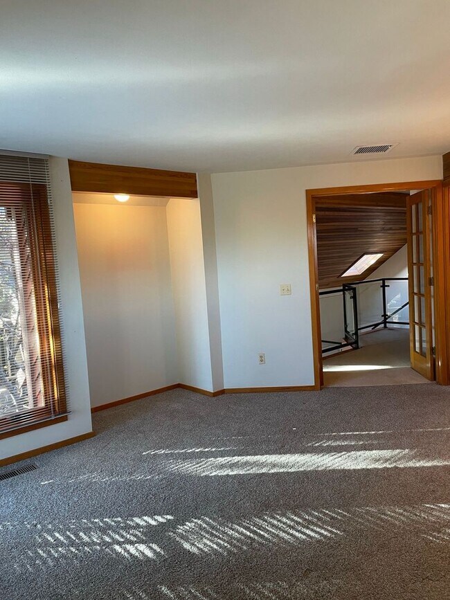 Photo - 1996 Hardscrabble Pl