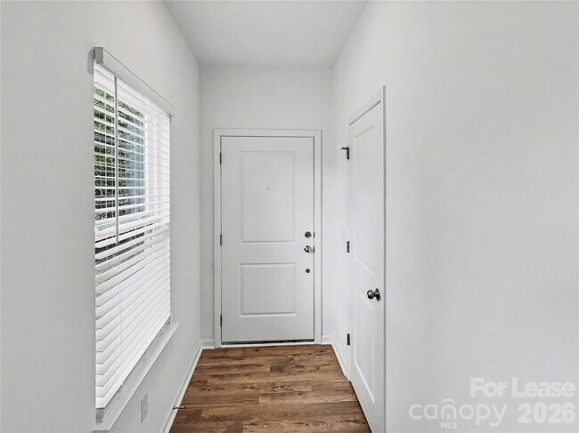 Photo - 1112 Condon St