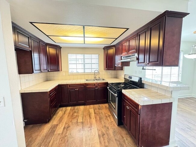 Photo - 8784 Pine Crest Pl