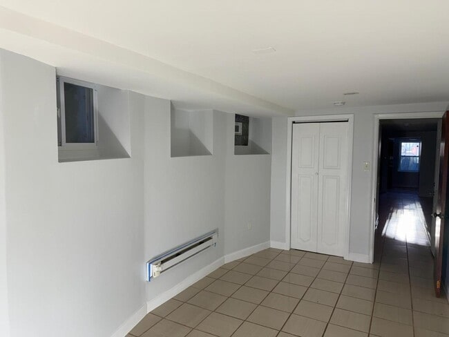 Photo - 1221 S 52nd St