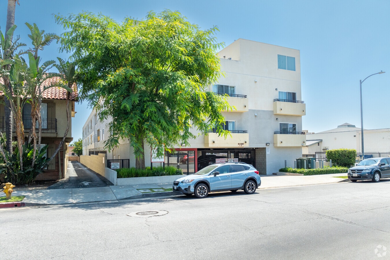 Photo - Eagle Glen Apartments