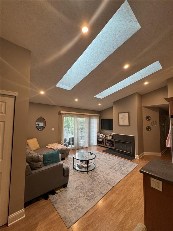 Photo - 268 Kempsey Dr