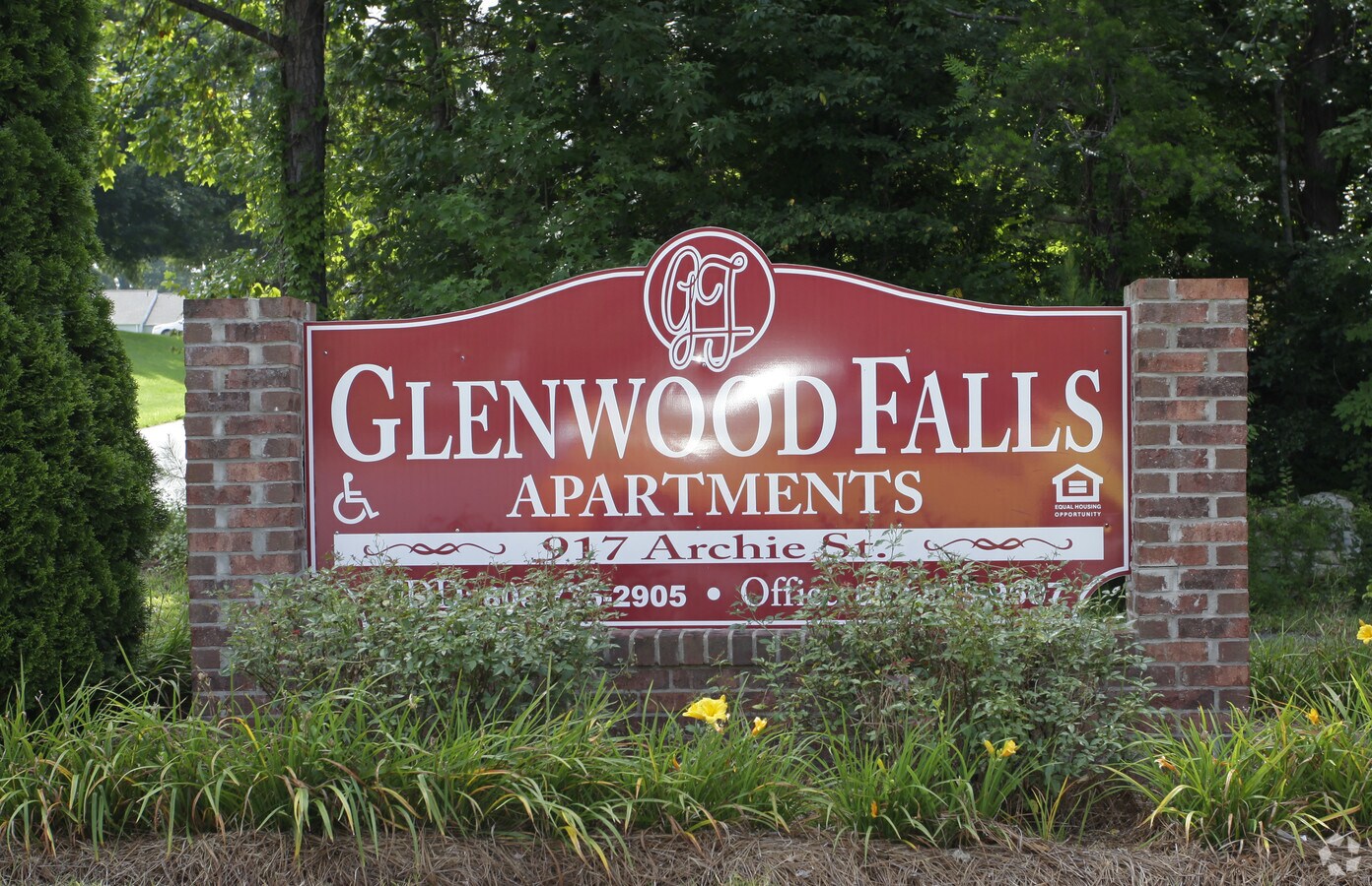 Photo - Glenwood Falls