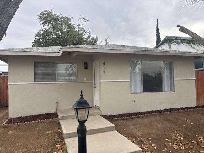 Photo - Clean 3 Bedroom / 1.5 Bathoroom House in T...