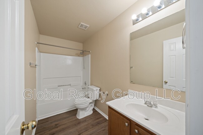 Photo - 144 Crest Bluff