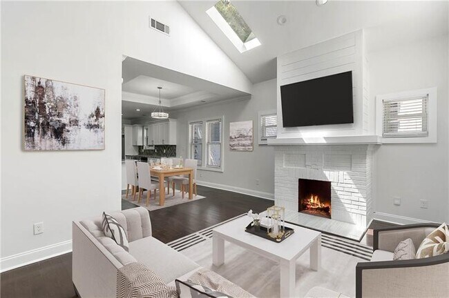 954 Byron Dr SW