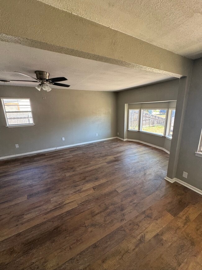 Photo - 1802 Dayton Dr