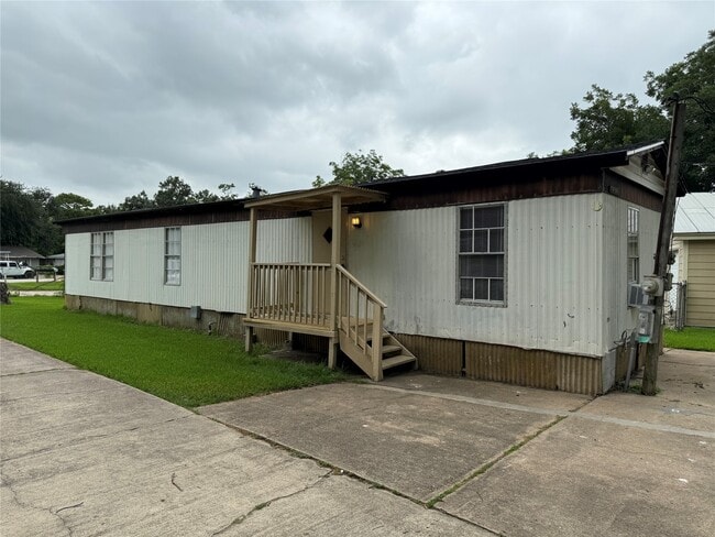 9514 Catlett Ln