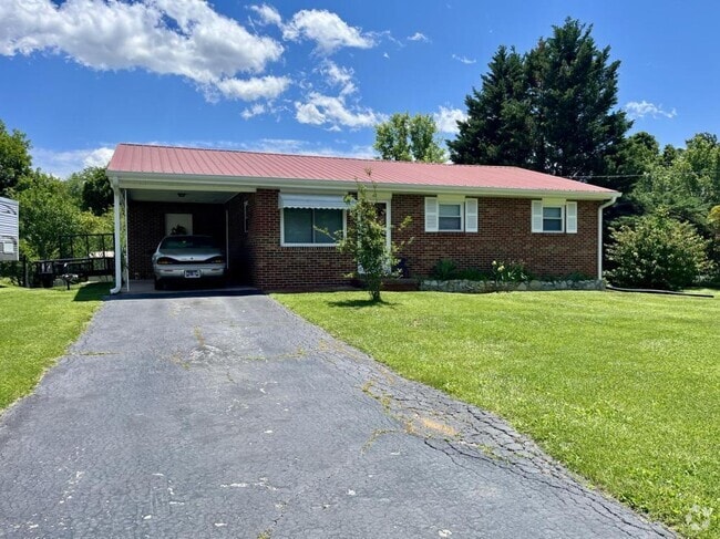 Building Photo - 102 York Dr Rental