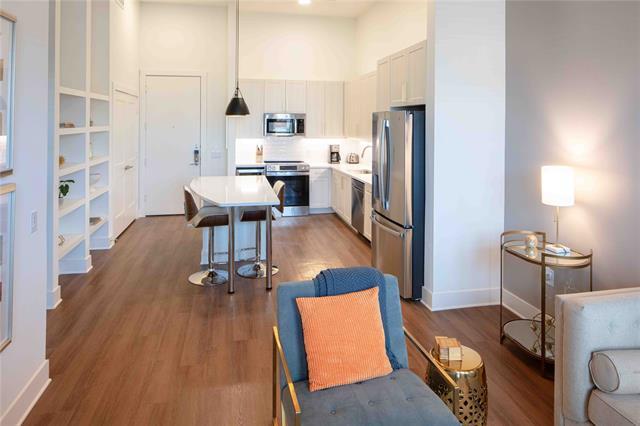 108 N US Hwy 377 Unit 413