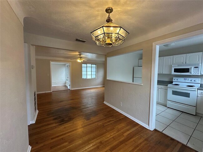 Photo - 4526 6th Ave N