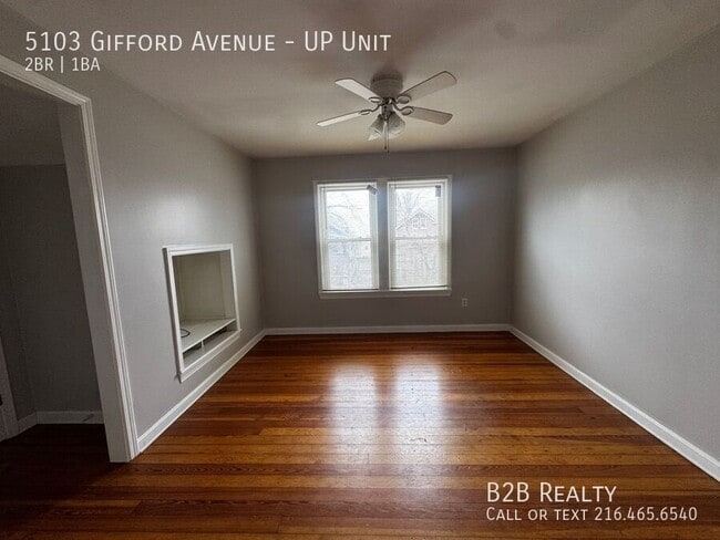 Photo - 5103 Gifford Ave Unit UP