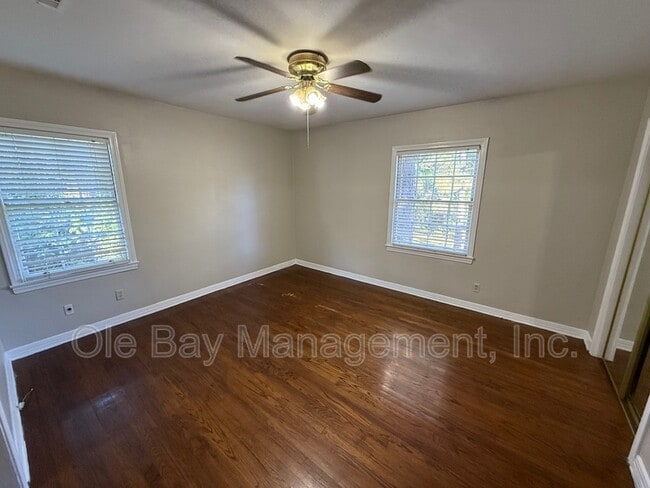 Photo - 427 Myrtlewood Ave