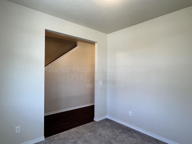 Photo - 10051 Ledgestone Terrace