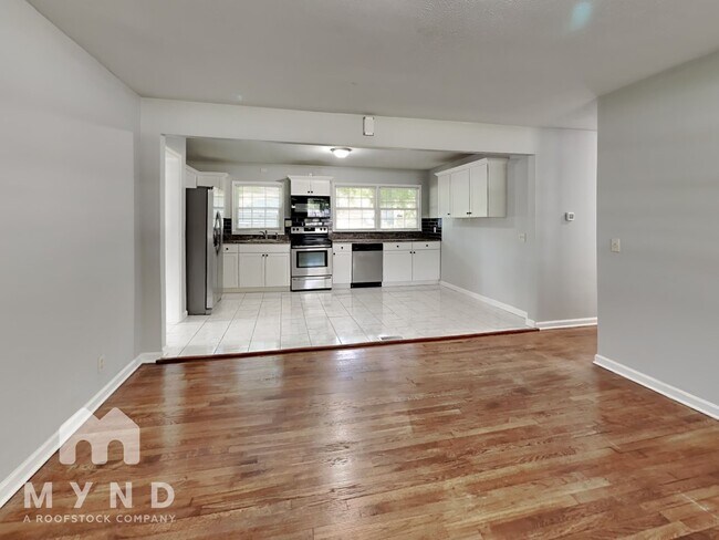 Photo - 1355 Irwin Bridge Rd NW