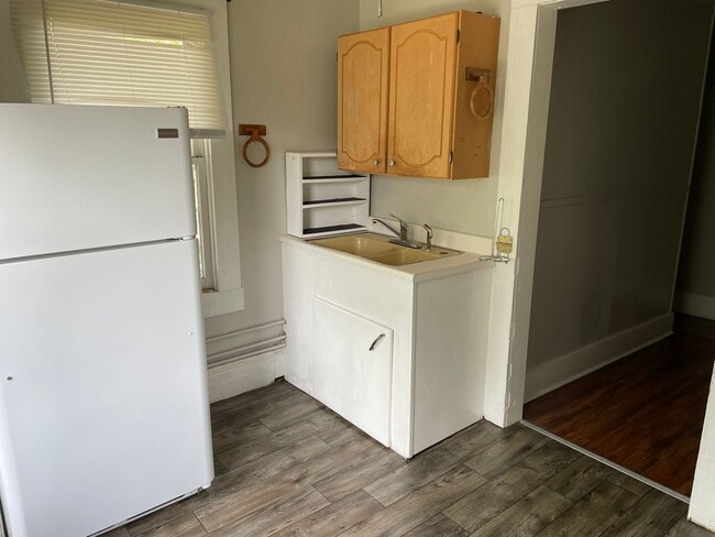 Photo - 820 College St Unidad 822, Apartment 2 (Upstairs Front)