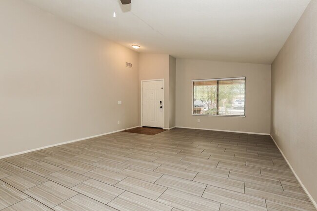 Photo - 16755 W Polk St