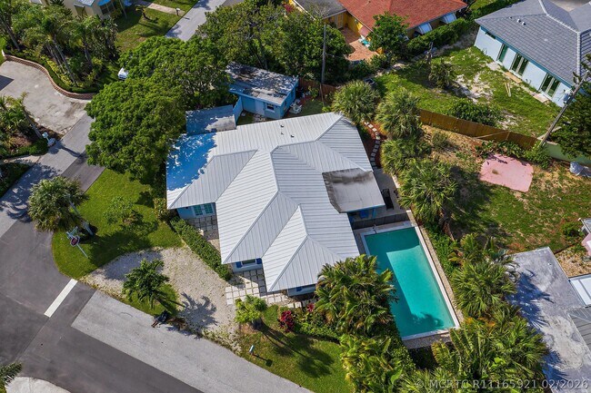 461 Jupiter Ln
