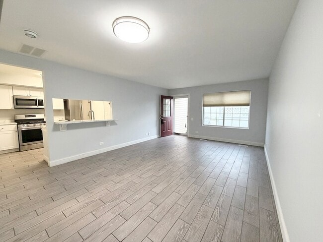 Photo - 345 N Gregory St