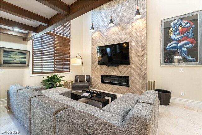 Photo - 2845 Queens Courtyard Dr