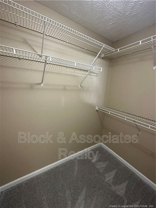 Photo - 400 Bubble Creek Ct