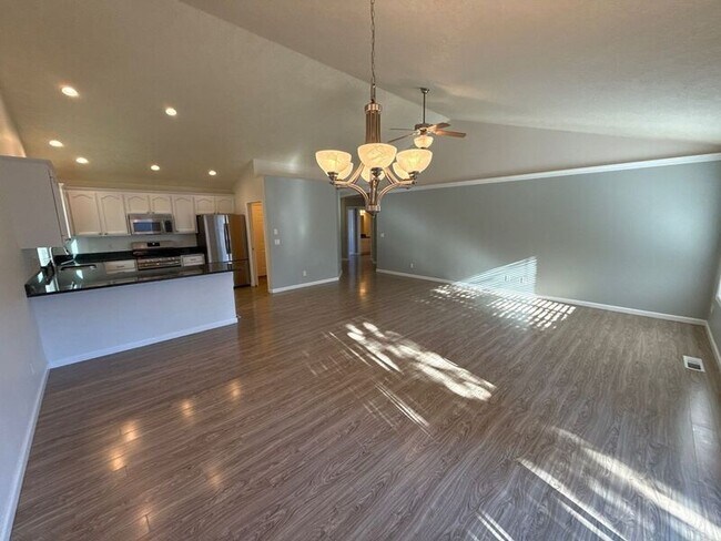 Photo - 2360 Kaley Ave NW