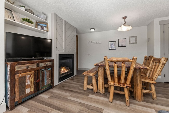 Building Photo - 1867 River Queen Ln Unit SI FL3-ID1564323P