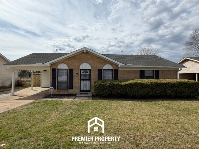 Building Photo - Newly Renovated 3BR Home in Millington | Hardwood Floors, Fireplace & Large Yard
