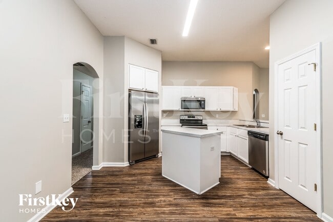 Photo - 5541 Broadgate Ct