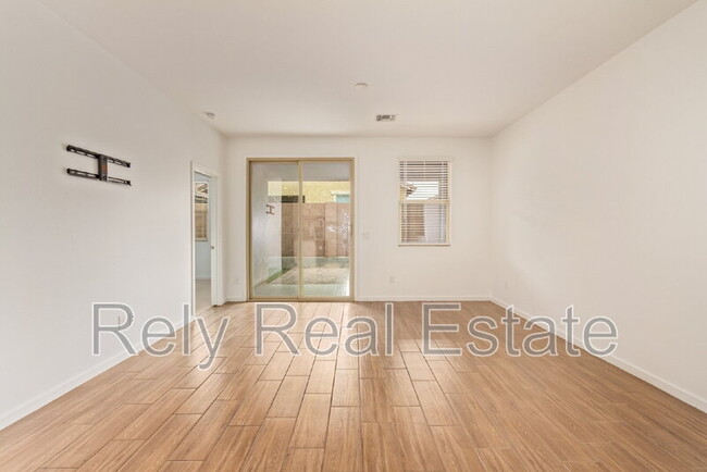 Photo - 14202 W Willow Ave