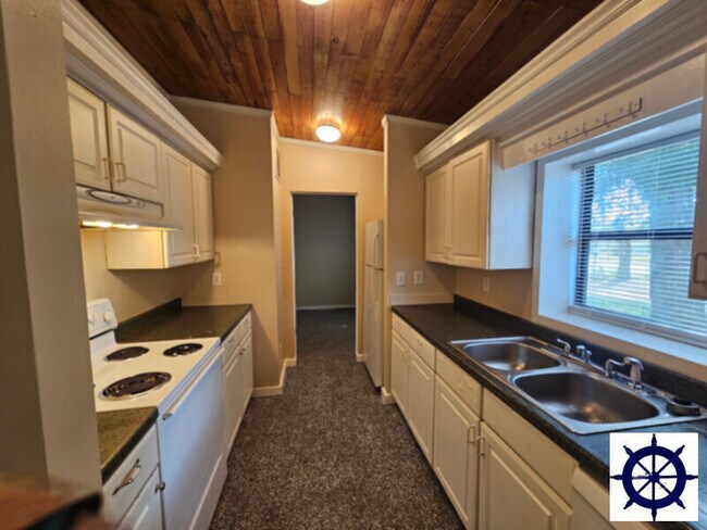 Photo - 1101 Frankford Ave