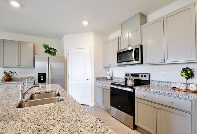 Photo - Beautiful 4 Bedroom, 2 bath home is Available for Rent in the Forest Lake Community!