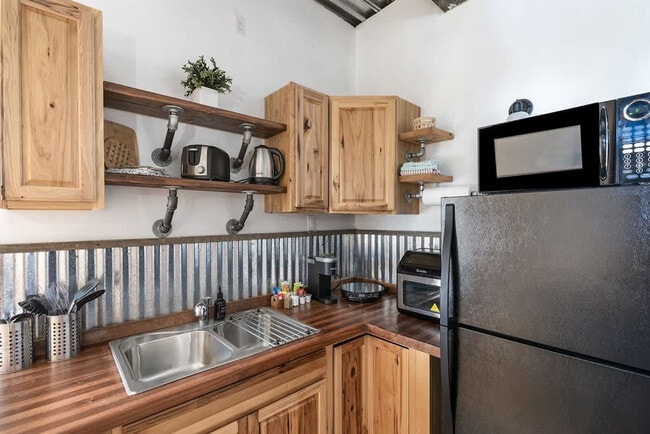 Photo - 402 N Foys Lake Dr Unidad ID1292066P