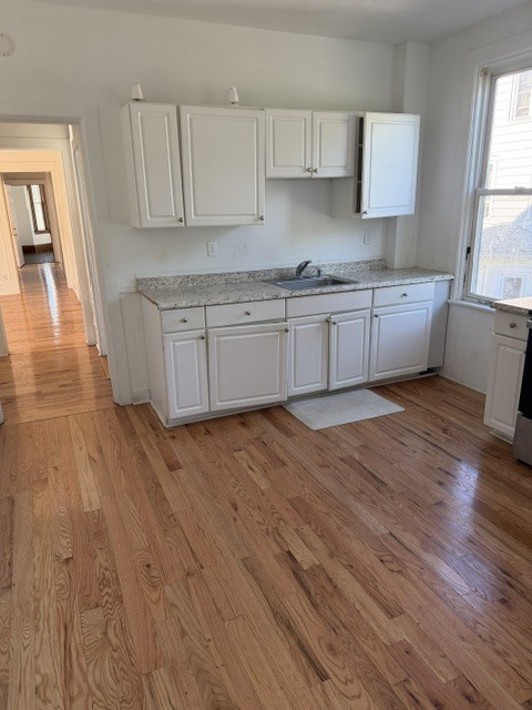 Kitchen - 31 White St Unit 2