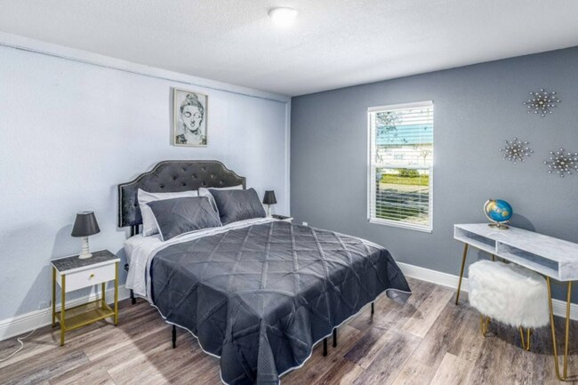 Photo - 7508 Carolyn Ave